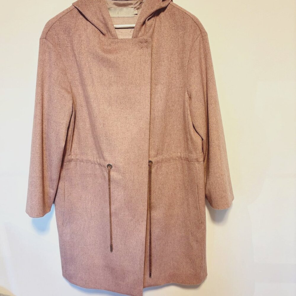 Sheep Wool Coat With Snap Buttons and Hood, EUR Size M, Purple